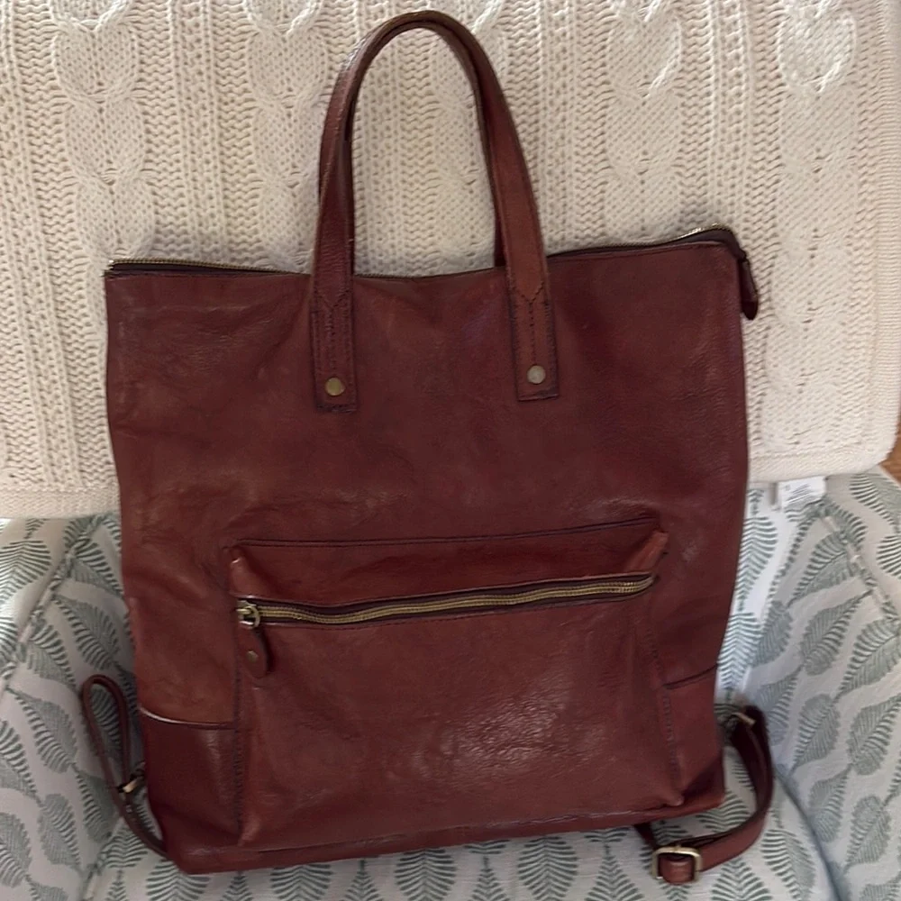 BROWN LEATHER BAGPACK - Picture 1 of 11